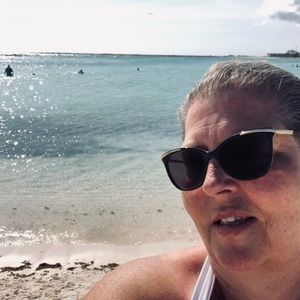 Meet your Posher, Paulette